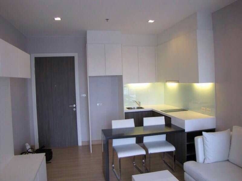 RENT URGENT  !!! Urbano Absolute Sathorn  Near BTS Krungthonburi  to Move in.