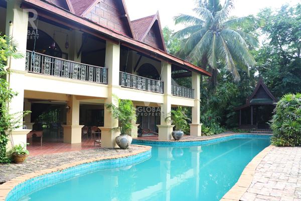 Rico Resort-Chiang Kham, Phayao Province Located near the town of Chiang Kham, in Phayao Province