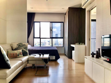 For Rent  Urbano Absolue Sathorn-Taksin Condominium