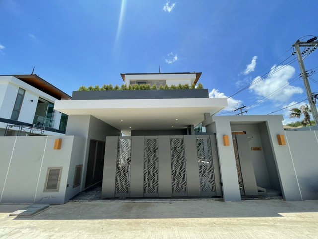 For Sale : Brand New !! Cherngtalay Luxury Private Pool Villa , 5 bedrooms 5 bathrooms 84.19sqw
