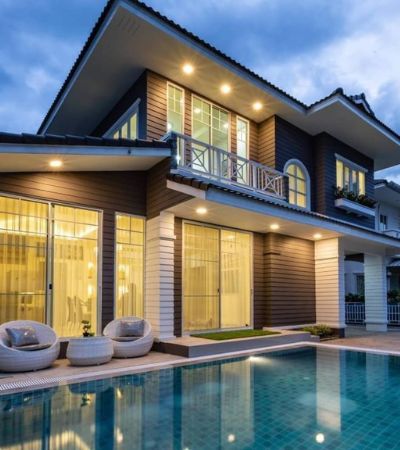 บ้านพูลวิลล่าในโครงการ ตกแต่งด้วยสไตล์ pool villa luxury หรูหราทันสมัย เฟอร์นิเจอร์ครบ