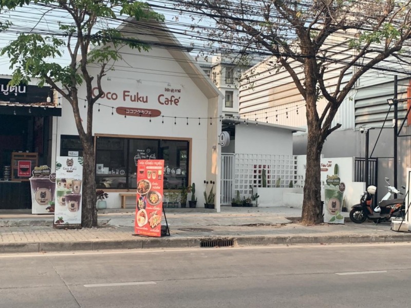EPL-HR2005 ปล่อยเซ้ง ร้านอาหารและร้านกาแฟ ริมถนนโพธิ์แก้ว บางกะปิ หน้ากว้าง 20 เมตร ความลึก 15 เมตร ที่ดินเนื้อ 73 ตารางวา