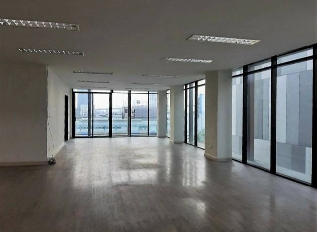 For Rent Office ให้เช่าพื้นที่สำนักงาน 137 ตร.ม ย่านพระราม3 เจริญราษฎร์ เขตบางคอแหลม โครงการมหาทุนพระราม 3 โครงการใหม่ริมถนนใหญ่