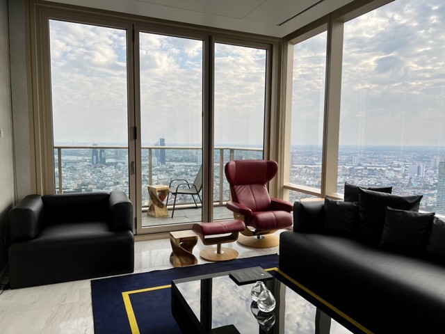 Four Seasons Private Residences (โฟร์ ซีซั่นส์ ไพรเวท เรสสิเด้นซ์) 5 Star Private Premium Residence Chao Phraya River