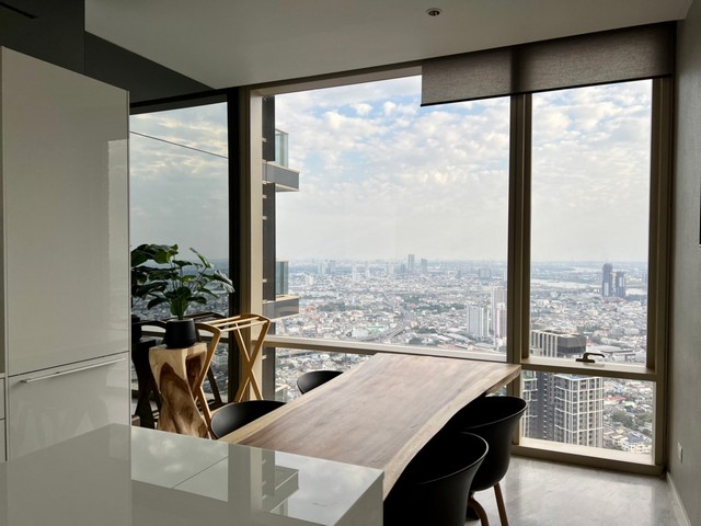 Four Seasons Private Residences (โฟร์ ซีซั่นส์ ไพรเวท เรสสิเด้นซ์) 5 Star Private Premium Residence Chao Phraya River