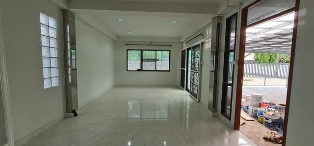 ให้เช่าบ้านเดี่ยว รีโนเวทใหม่ ย่าน ถนนประเสริฐมนูญกิจ ซอยเสนานิคม1 ใกล้ เกษตร-นวมินทร์