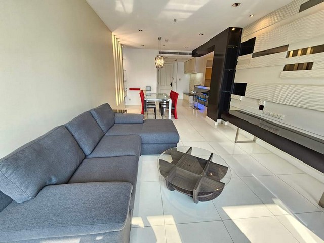 2-Bedroom Unit for Rent at Athenee Residence, next to  BTS Ploen Chit