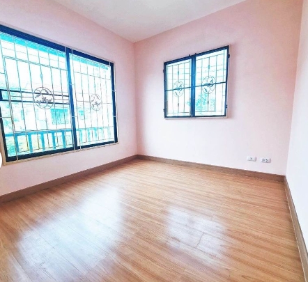 ขายทาวน์โฮม2ชั้น พฤกษา 79 ลำลูกกา หลังมุม มี 3ห้องนอน2ห้องน้ำ
