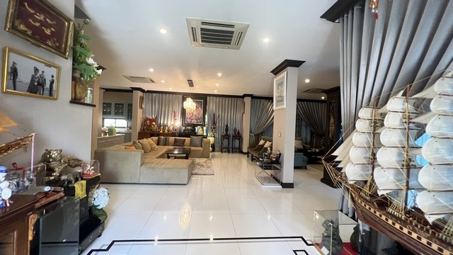 ขายบ้านเดี่ยว นาราสิริ พระราม2 บ้านหรู ขนาด 178 ตร.ว. บางขุนเทียน กรุงเทพ บ้านสวยพร้อมอยู่
