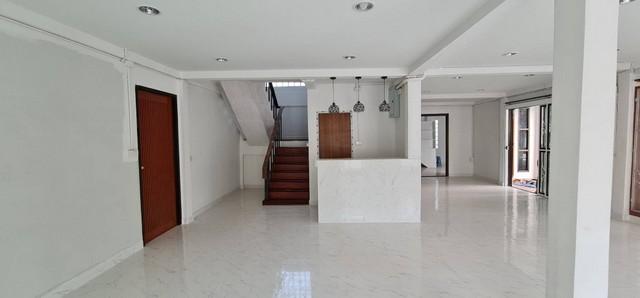 PKO-63614 ให้เช่าบ้านเดี่ยวเนื้อที่ 90 ตร.ว หมู่บ้านเสนานิเวศน์ รีโนเวทใหม่ ย่านเสนานิคม ประเสริฐมนูญกิจ โชคชัย4