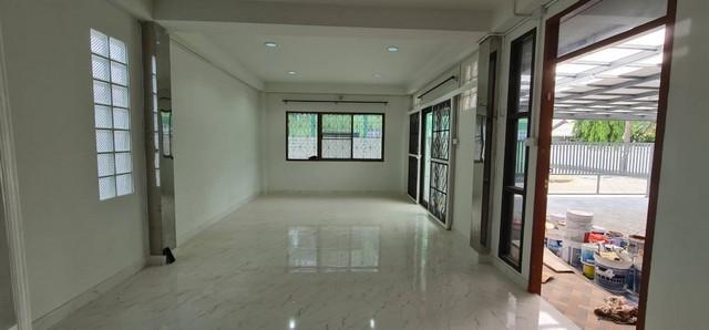 PKO-63614 ให้เช่าบ้านเดี่ยวเนื้อที่ 90 ตร.ว หมู่บ้านเสนานิเวศน์ รีโนเวทใหม่ ย่านเสนานิคม ประเสริฐมนูญกิจ โชคชัย4