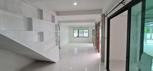 PKO-63614 ให้เช่าบ้านเดี่ยวเนื้อที่ 90 ตร.ว หมู่บ้านเสนานิเวศน์ รีโนเวทใหม่ ย่านเสนานิคม ประเสริฐมนูญกิจ โชคชัย4