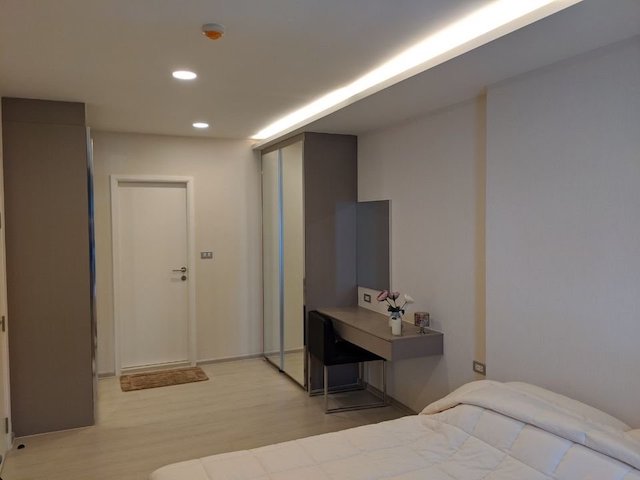 Vtara Sukhumvit 36 spacious peaceful 7th floor BTS Thonglor