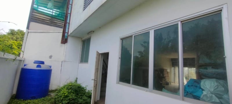 84623 – ขาย อาคารพาณิชย์ 3 ชั้นครึ่ง 2 คูหา 44.9 ตร.ว. ติดถนนมิตรภาพ ใกล้แยกต้นแค มวกเหล็ก สระบุรี