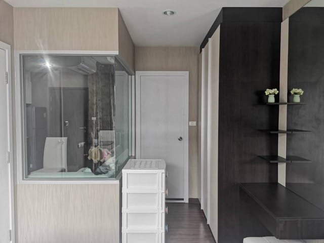 คอนโดมิเนียม ้hallmark    1900000 – 1 นอน ใหญ่ 34 SQUARE METER พร้อมเข้าอยู่ ห้องมุม