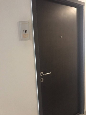 Condo ฮอลมาร์ค แจ้งวัฒนะ 17 ใหญ่ขนาด 34 SQ.M. 1 ห้องนอน 1900000 BAHT. ใกล้กับ – เซ็นทรัลแจ้งวัฒนะ – รพ.เวิลล์เมดิคอล – อิมแพค เมืองทองธานี – ศูนย์ราชการแจ้งวัฒนะ -ใกล้จุดขึ้นลงทางด่วน – รถไฟฟ้าสายสีชมพู – แม็คโคร – บิ้กซี  BIG SURPRISE!! ห้องมุม