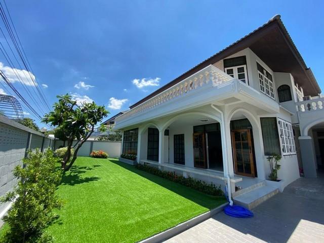 POR2482ให้เช่า บ้านเดี่ยว โครงการ Naphalai นภาลัย บางนา ซอย สุขุมวิท 70/3  ใกล้เซ็นทรัลบางนา เมกาบางนา BITEC Bangna
