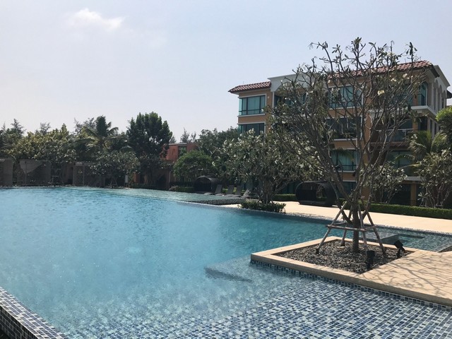 Condo Bella costa ติดชายหาด คอนโดมิเนียมตากอากาศพร้อมอยู่ ริมทะเลหัวหิน สไตล์รีสอร์ต