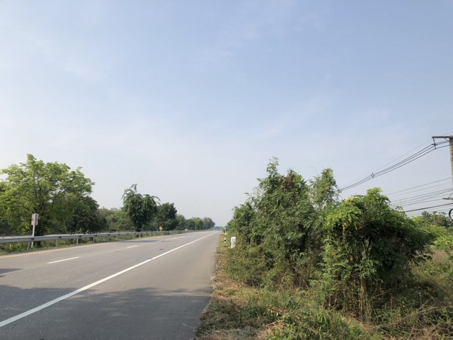 ที่ดินสวยมากติดถนนหลักเมืองไทย  3-1-40 ไร่ ติดถนนเอเซีย AH1 ติดถนนพหลโยธินไร่ 3ลบ. โทร096-8821857