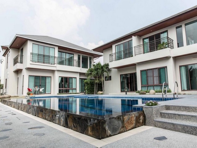 PO1738 ให้เช่า บ้านเดี่ยว โครงการ Perfect Masterpiece Rama9 พระราม 9พร้อมสระว่ายน้ำส่วนตัว ใกล้Airport linkสถานีหัวหมาก