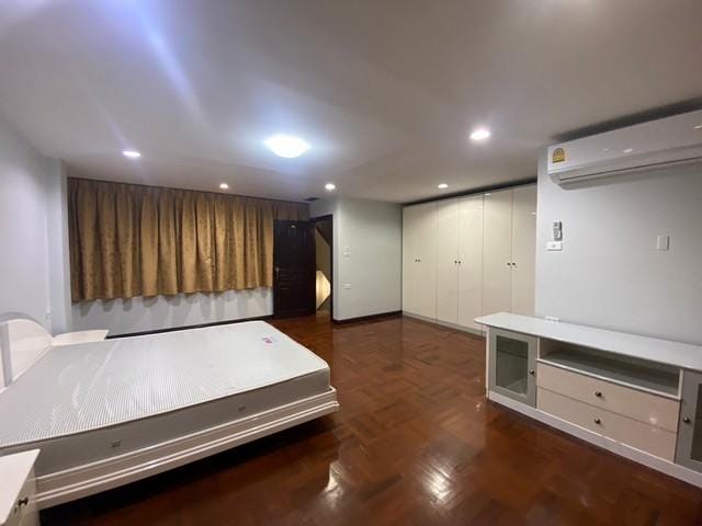 ให้เช่าทาวน์โฮม4ชั้นย่านสะพานควาย อินทามระ อารีย์ ซอยอินทามระ8 ใกล้BTSสะพานควายใกล้MRTสุทธิสาร