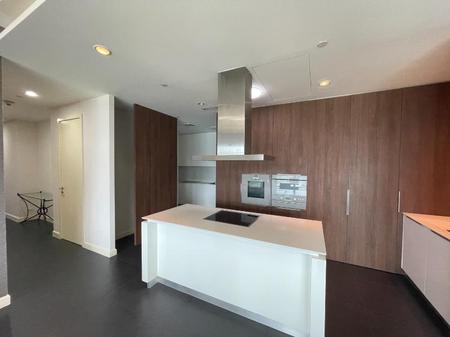 P17CR2304030 Condo For Rent 185 Rajadamri 3 Bedroom 4 Bathroom Size 225 sqm.