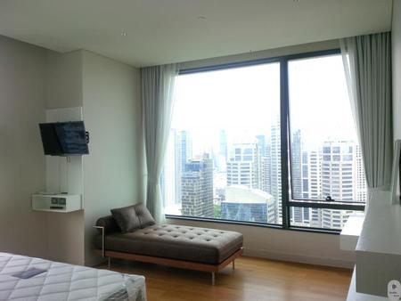 P17CR1811002 Condo For Rent Sindhorn Residence 2 Bedroom 2 Bathroom Size 112 sqm.