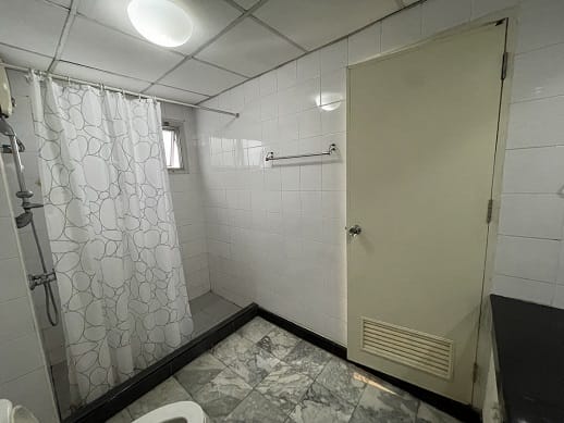 คอนโด ไบรท์ตั้น เพลส Brighton Place ห้องมุม 40 ตร.ม. 1ห้องนอน 1ห้องน้ำ ชั้น8 โทร. 0835533636