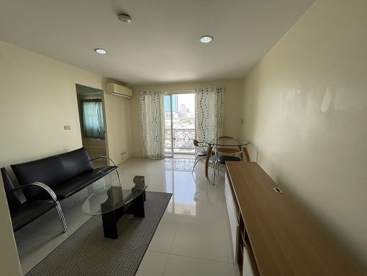 คอนโด ไบรท์ตั้น เพลส Brighton Place ห้องมุม 40 ตร.ม. 1ห้องนอน 1ห้องน้ำ ชั้น8 โทร. 0835533636
