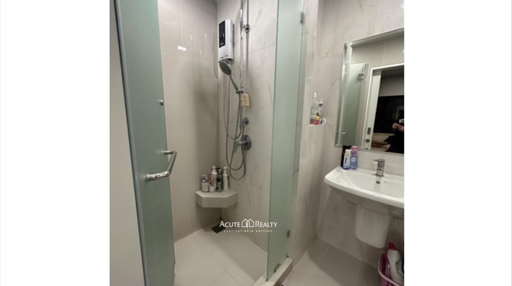 ขายและให้เช่า คอนโด นิช โมโน เมกา สเปซ บางนา ราคาต่อรองได้