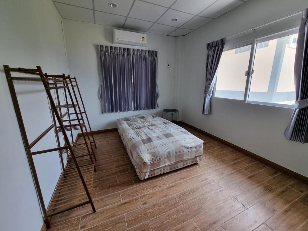 House for rent ให้เช่าบ้านเดี่ยว2ชั้นหลังมุมย่านรัตนาธิเบศร์ ไทรม้า ท่าอิฐ รีโนเวทใหม่ หมู่บ้านหมู่บ้านมณีรินทร์ ใกล้MRTท่าอิฐ เซ็นทรัลรัตนาธิเบศร์