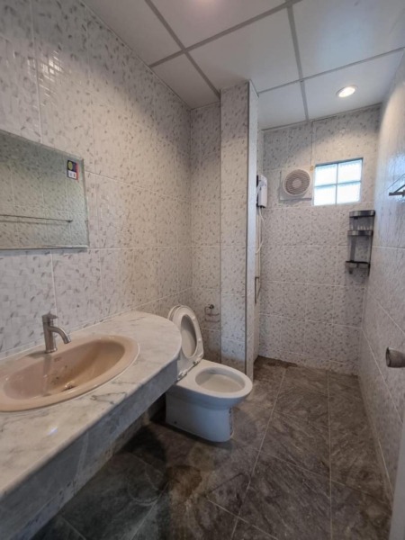 House for rent ให้เช่าบ้านเดี่ยว2ชั้นหลังมุมย่านรัตนาธิเบศร์ ไทรม้า ท่าอิฐ รีโนเวทใหม่ หมู่บ้านหมู่บ้านมณีรินทร์ ใกล้MRTท่าอิฐ เซ็นทรัลรัตนาธิเบศร์