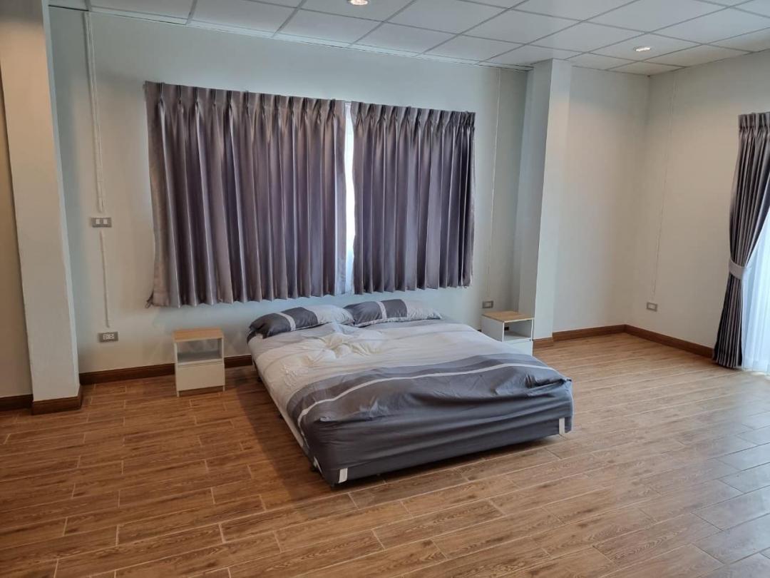 House for rent ให้เช่าบ้านเดี่ยว2ชั้นหลังมุมย่านรัตนาธิเบศร์ ไทรม้า ท่าอิฐ รีโนเวทใหม่ หมู่บ้านหมู่บ้านมณีรินทร์ ใกล้MRTท่าอิฐ เซ็นทรัลรัตนาธิเบศร์