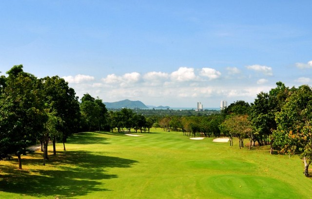 ขายที่ดิน สุวินทวงศ์ 96 สนามกอล์ฟ ฟีนิกซ์ โกลด์ กอล์ฟ กรุงเทพ 249.4 ตารางวา