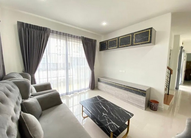 LV52061 ขาย บ้านแฝด และบ้านเดี่ยวสไตล์อังกฤษ โกลเด้น นีโอ สาทร Golden Neo Sathorn ติดถนนกัลปพฤกษ์ เชื่อมตรงสู่สาทร