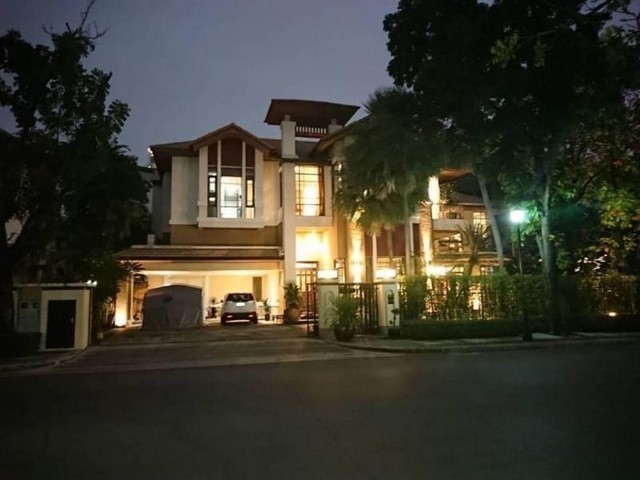POR2669 ให้เช่า ขาย บ้านเดี่ยว แสนสิริสุขุมวิท 67 Baan Sansiri Sukhumvit ใกล้BTSพระโขนง บ้านตกแต่งแบบอังกฤษพื้นไม้สักทองแท้