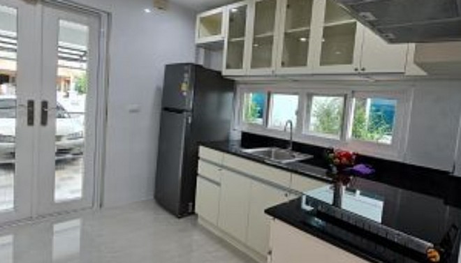 ให้เช่าบ้านเดี่ยว 2 ชั้น แปลงมุม ย่านราชพฤกษ์ รัตนาธิเบศร์ พร้อมเฟอร์นิเจอร์ ในโครงการคาซ่าวิลล์ ราชพฤกษ์ รัตนาธิเบศร์ 1