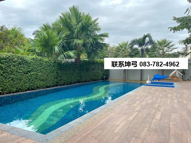 for rent  2 luxury houses Domderit style luxury private pool  Rama 9 area rent 800000 12 bedrooms
