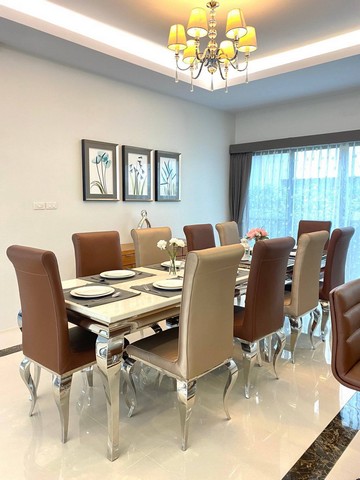 RENTบ้านหรู 2หลัง  พร้อมสระว่ายน้ำส่วนตัว Rama 9      12 bedrooms 18 toilets