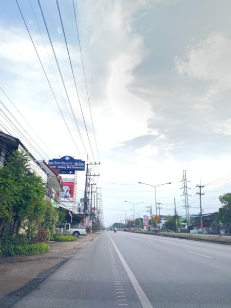 ที่ดินสวย ที่ดินถมแล้ว ติดถนนเดินทางสะดวก ต.หนองแก๋ว อ.หางดง จ.เชียงใหม่ 3-1-44ไร่