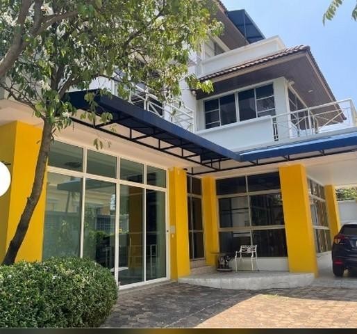 PO1953 ให้เช่า บ้านเดี่ยว สะพานควาย สุทธิสาร อารีย์ ซอยอินทมระ3  ถนนสุทธิสารวินิจฉัย เหมาะอยู่อาศัย ทำออฟฟิศ บ้านหันหน้าทิศใต้ จอดรถ 7 คัน