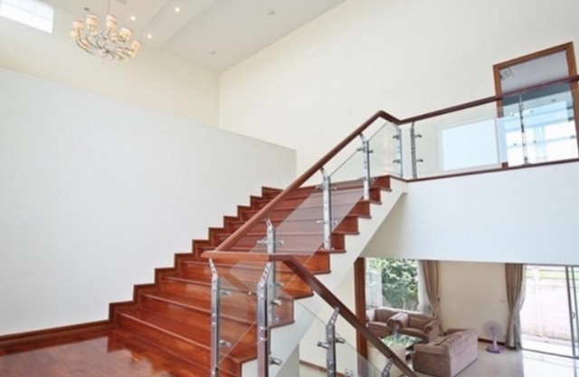 ขายบ้านเดี่ยว 2 ชั้น หลังใหญ่สไตล์โมเดิร์น 721 ตรว. หมู่บ้านปัญญา รามอินทรา มีสระว่ายน้ำส่วนตัว และสวนขนาดใหญ่ ใกล้สนามกอล์ฟปัญญา