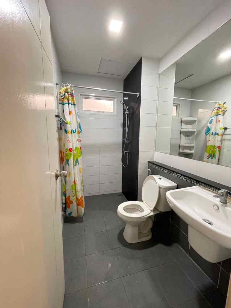 บ้านทาวน์โฮม 2ชั้น หมู่บ้านเบล็สวิลล์  ขายต่ำกว่าราคาประเมิน ติดรถไฟฟ้า ซอยรามอินทรา 117