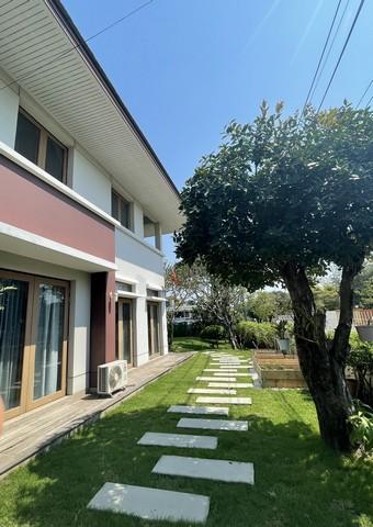 ขายบ้านเดี่ยว 2 ชั้น 300 ตรว. โครงการ กฤษดานคร 25 พร้อมสระว่ายน้ำ ย่านมีนบุรี