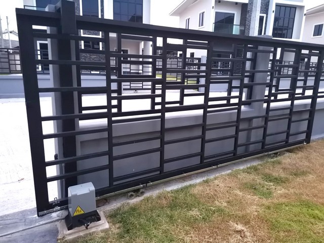 บ้านหลังใหญ่ พื้นที่กว้าง เหมาะกับครอบครัวขนาดกลาง ใกล้ตัวเมืองเชียงใหม่