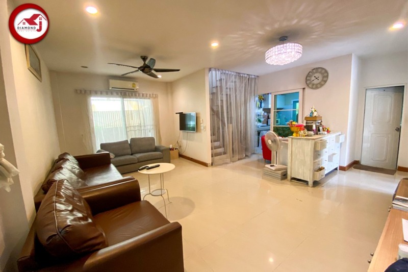 ขายบ้านเดี่ยวหมู่บ้านคาซ่า วิลล์ วัชรพล Casa Ville Watcharapon
