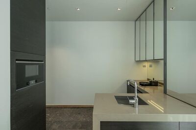MM651 ให้เช่า คอนโด 28 ชิดลม (28 Chidlom) ใกล้ BTS ชิดลม