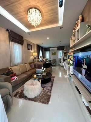 JJ213  ขาย  หมู่บ้านวิรัลพัชร ซอยอ่อนนุช 53 แยก1-12