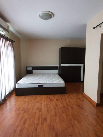 ให้เช่าบ้านโครงการ Casa City ลาดพร้าว เลียบด่วนเอกมัย  บ้านหลังมุม 4  ห้องนอน  ราคา 19,000