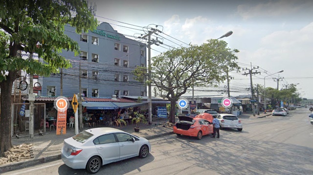 เกษตรนวมินทร์ ด่วน วินาทีสุดท้าย บ้านเช่าติดถ.ประเสริฐมนูกิจ 40-50  32ตรว. 150 ตรม. แอร์ 2 เครื่อง 2นอน 2น้ำ รพ. นวเวช มาเก็ตเพลส